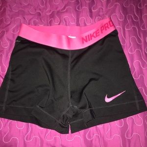Nike Pro (Black)